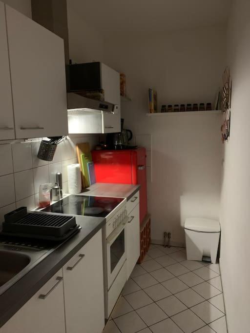Beliebt: Zentrales & Ruhiges Innenstadtapartment Галль Экстерьер фото